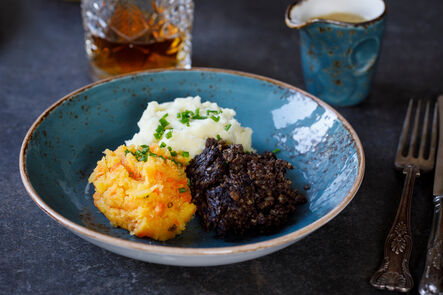 Haggis, Tatties, Neeps and Whisky
Key Ingredients for a Burns Night Supper